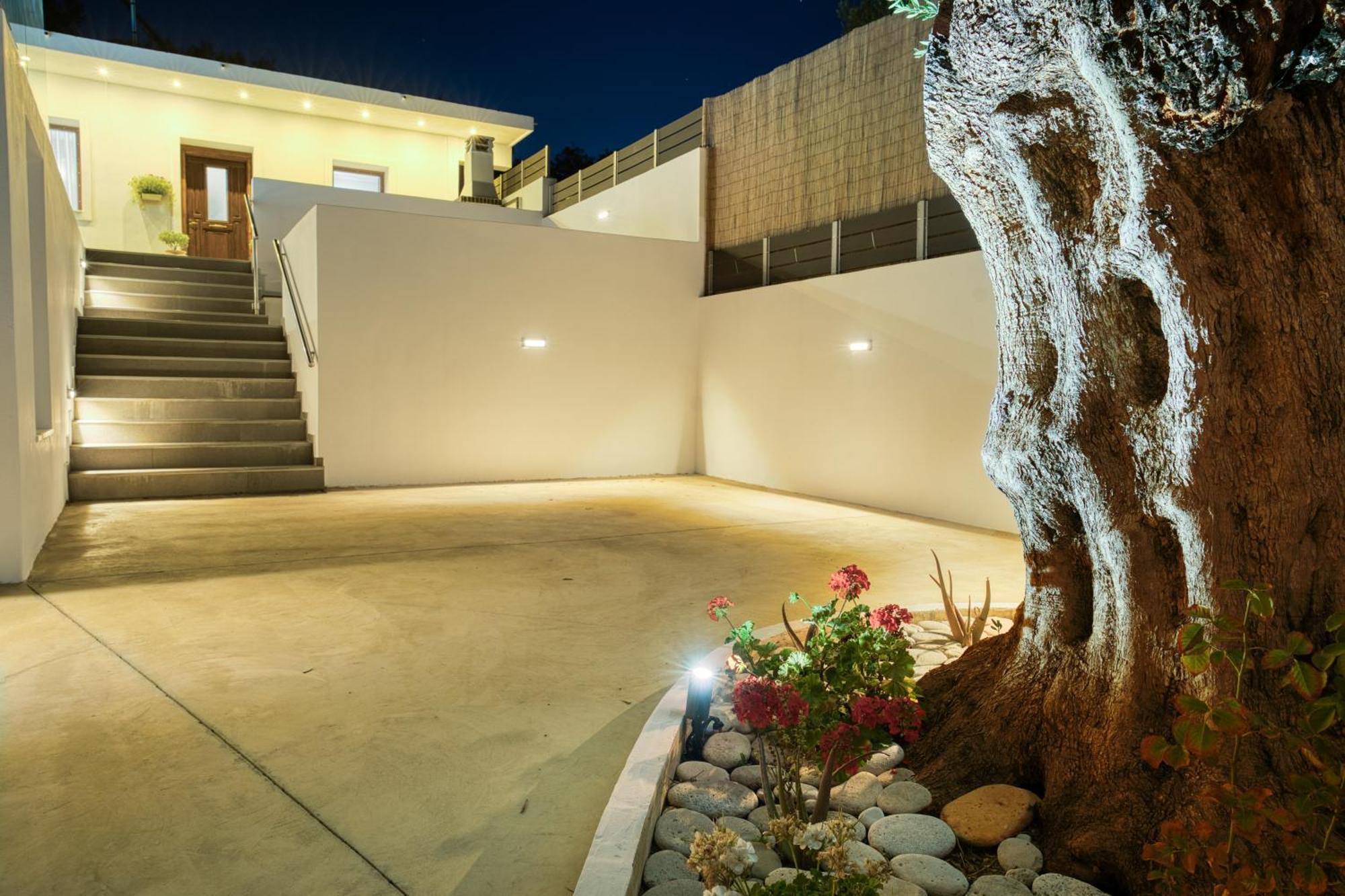 Villa Astoria Keri Exterior photo